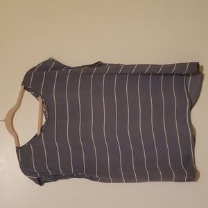 Back buttoned short sleeve blouse